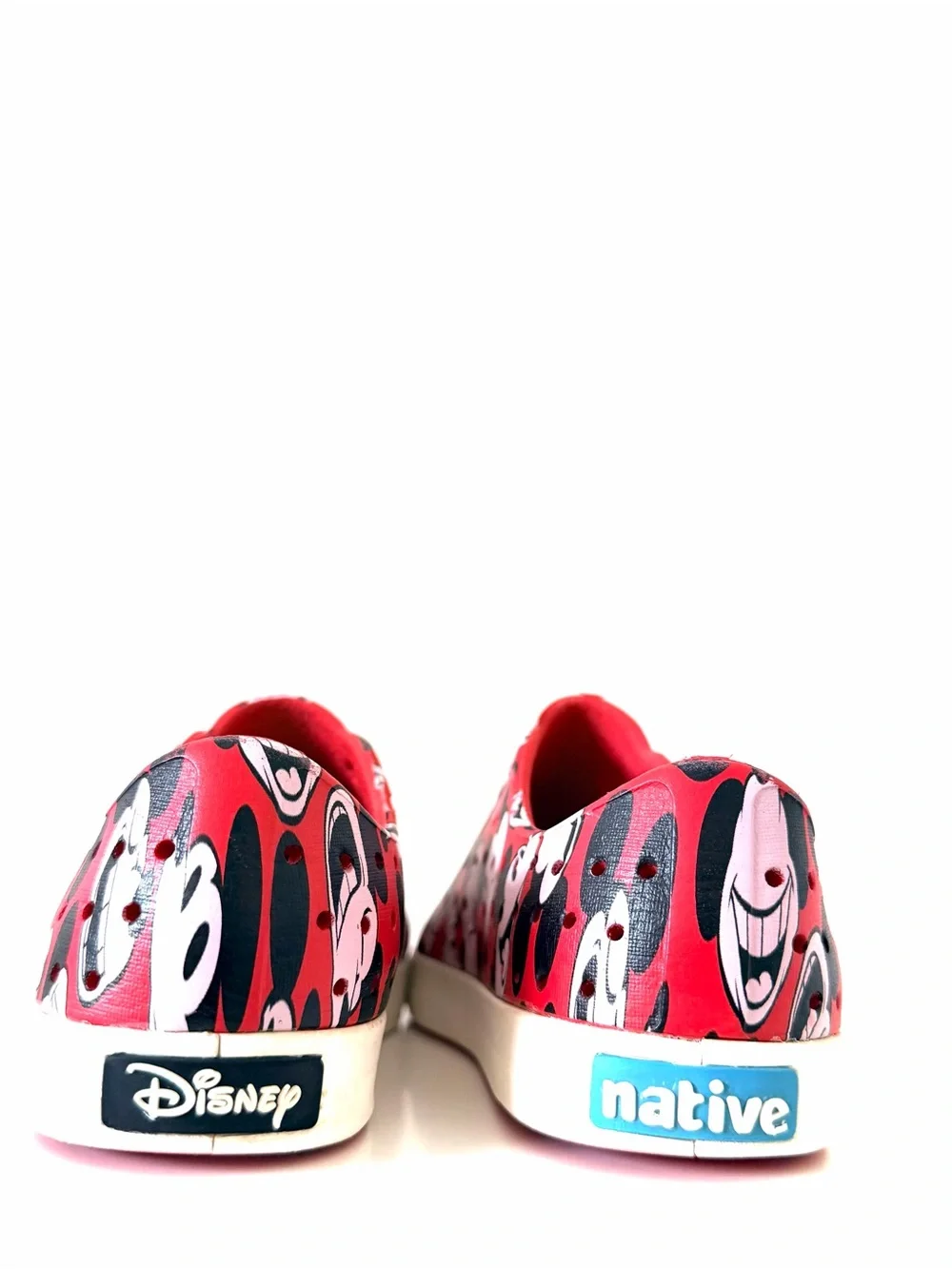 Native Disney Mickey Mouse Jefferson Print slip-on shoes in red Size C 13